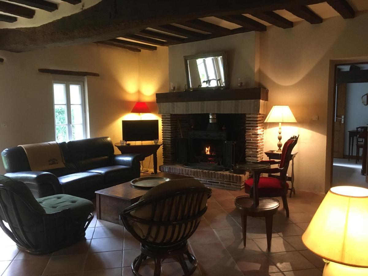 Villa La Ferme de Montboulan à Salbris Extérieur photo